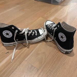 Women’s Converse Black High Tops, Size 9, EUC